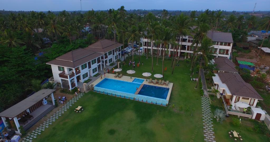 Hotel Lux Ngwesaung Bagian luar foto