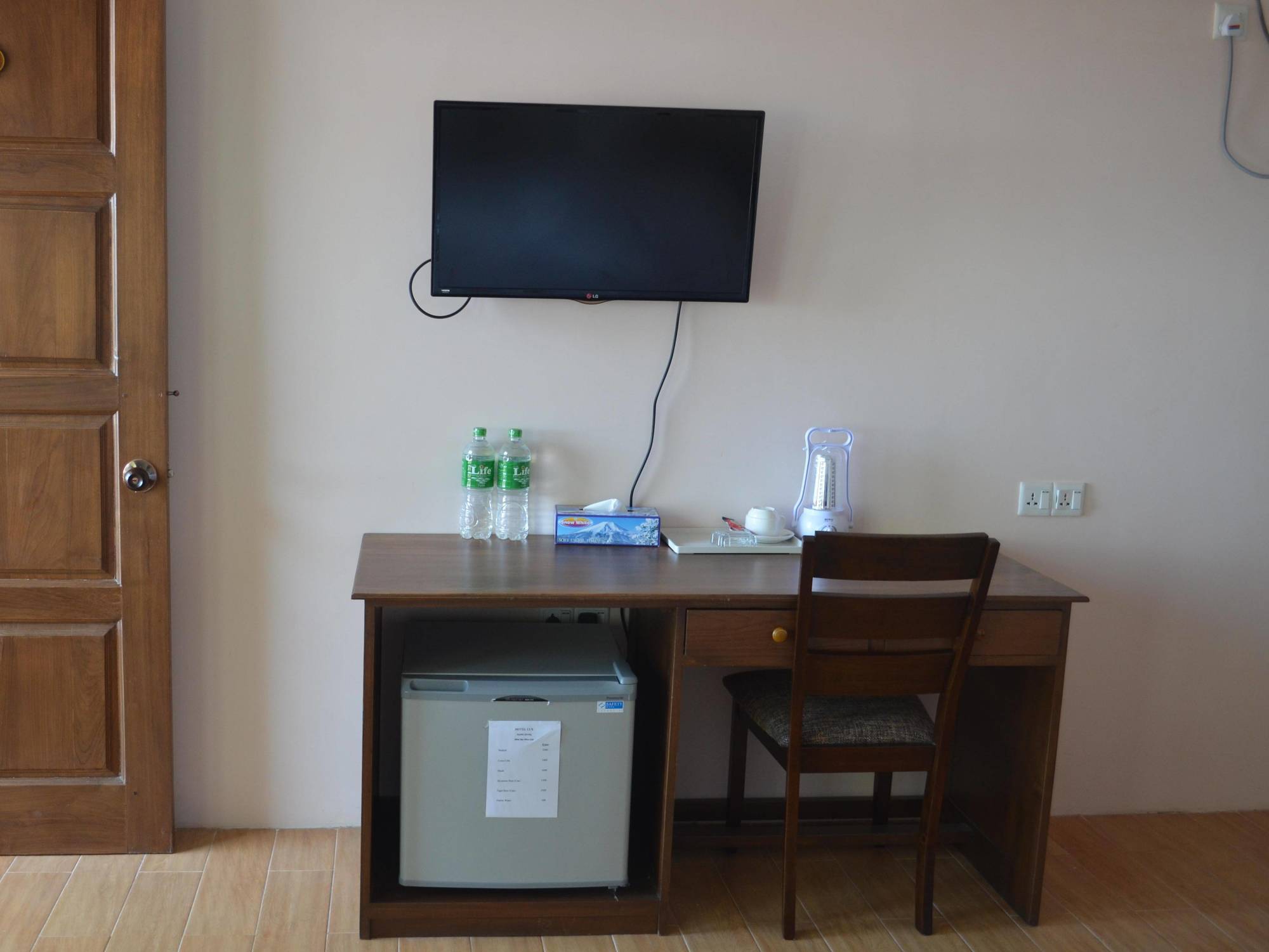 Hotel Lux Ngwesaung Bagian luar foto